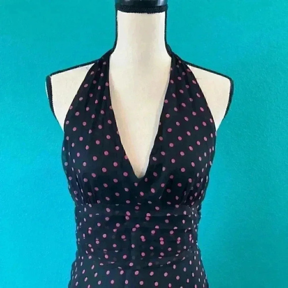 ⭐️ Robbie bee black silk dress with pink polka dots in size 8 - Picture 2 of 5